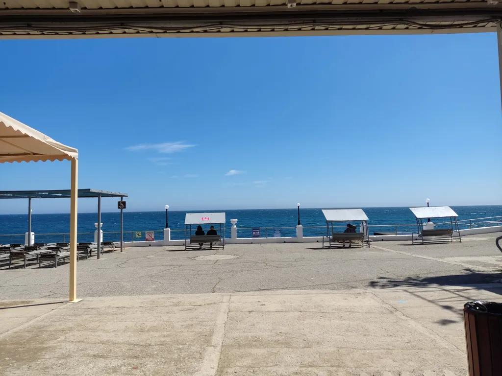 Большая студия с видом на гору Ай-Петри