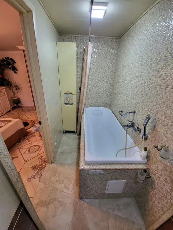 Квартира Квартира в частном доме с отдельным входом — Цемдолина