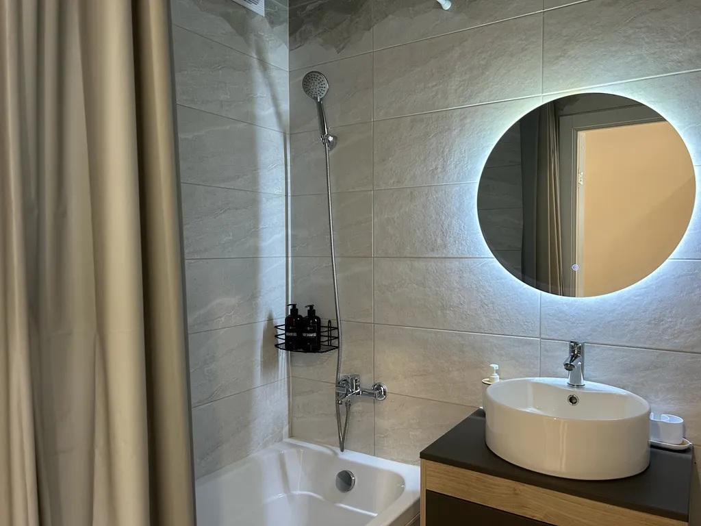 Квартира на 17 этаже у моста