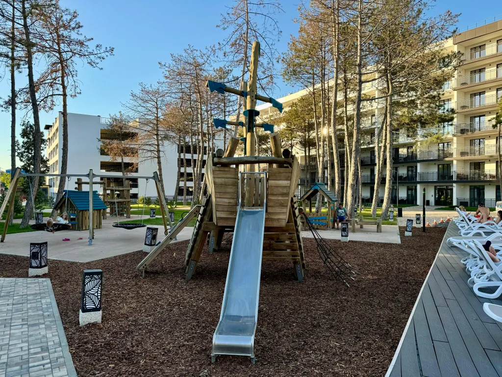 Квартира Комфортабельные апартаменты с подогреваемым бассейном — Анапа