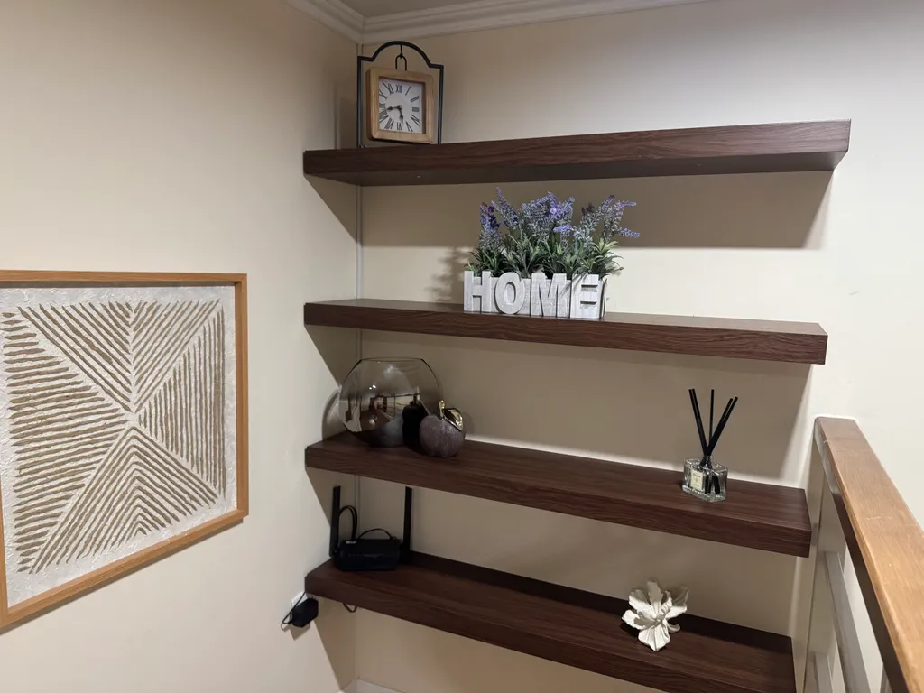 SvoyLux солнечный остров в океане