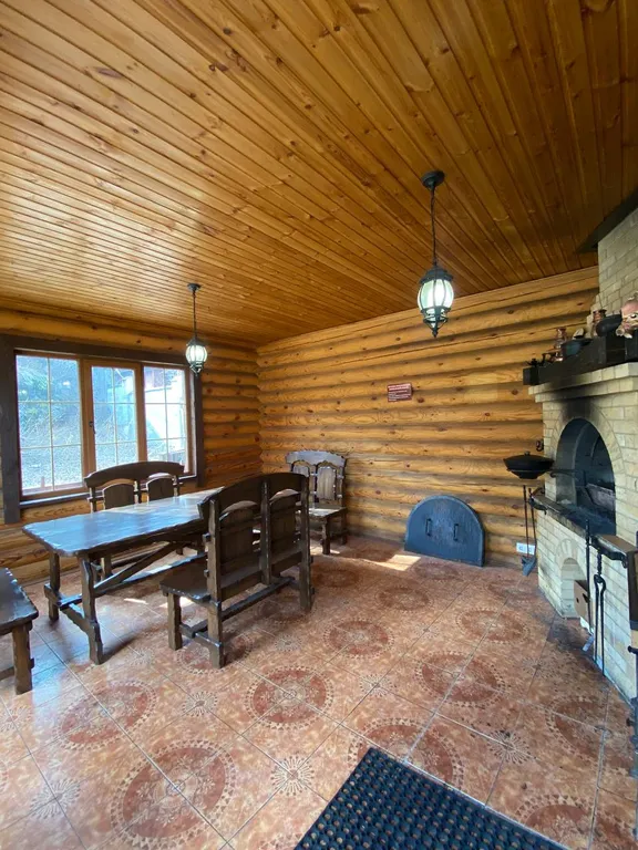 Дизайнерский дом Каравелла в центре Абзаково