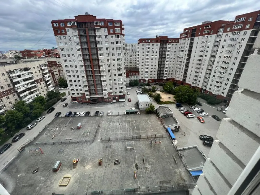 Квартира Уютная светлая студия, центр, ТЦ Вояж, парковка, кафе, аквапарк источник — Тюмень