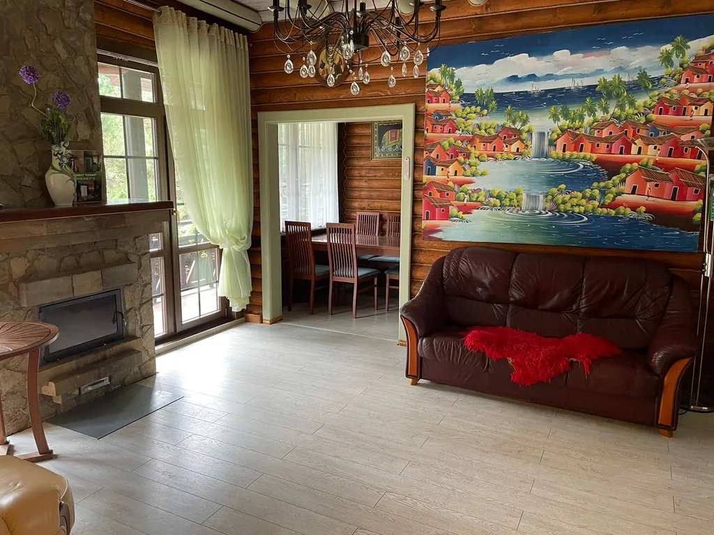 Коттедж в экологически чистом районе в Крыму