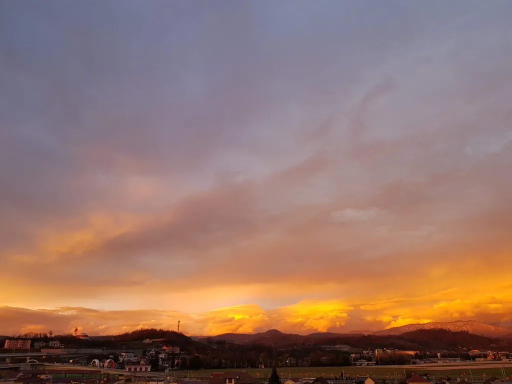 Квартира Просторная квартира с видом на горы и взлетающие самолёты — Адлер
