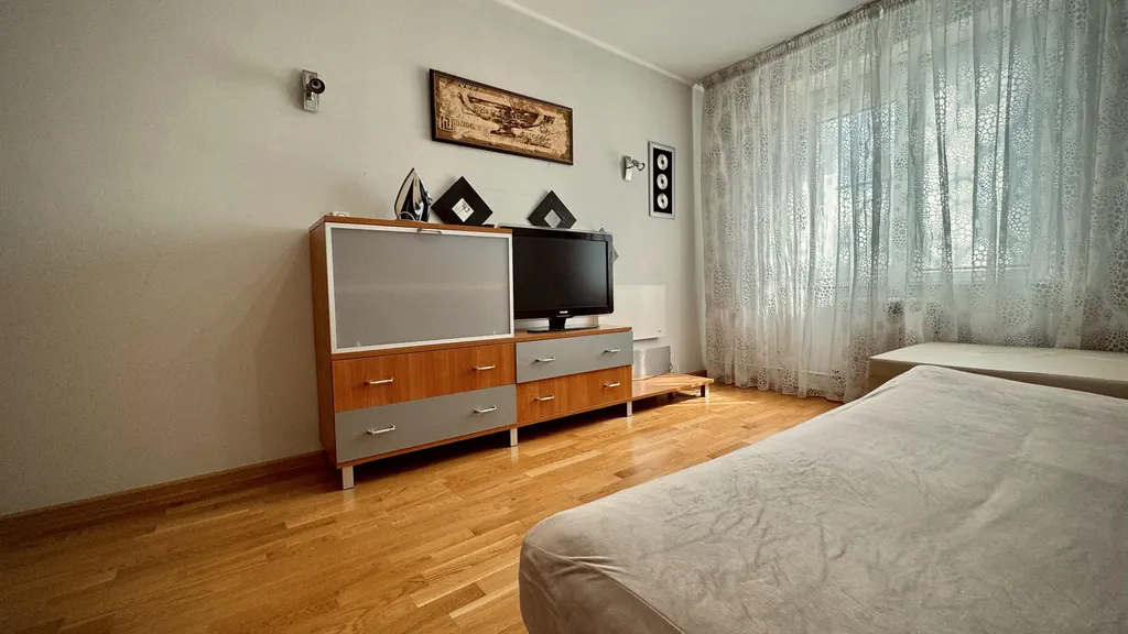 2-комнатная квартира в центре города с сауной и джакузи