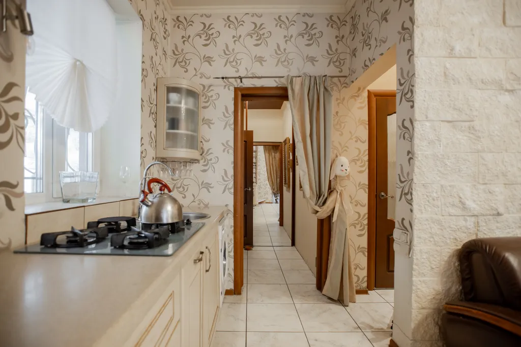 Розовая дача в Грузино