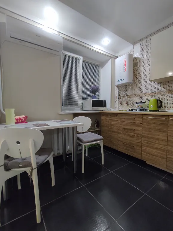 Студия в тихом центре, рядом с жд и автовокзала