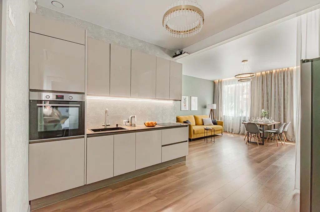 Просторная квартира с закрытым паркингом — аренда посуточно в Казань