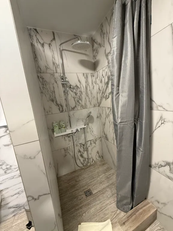 Уютный таунхаус на Тверицкой набережнойс собственной парковкой