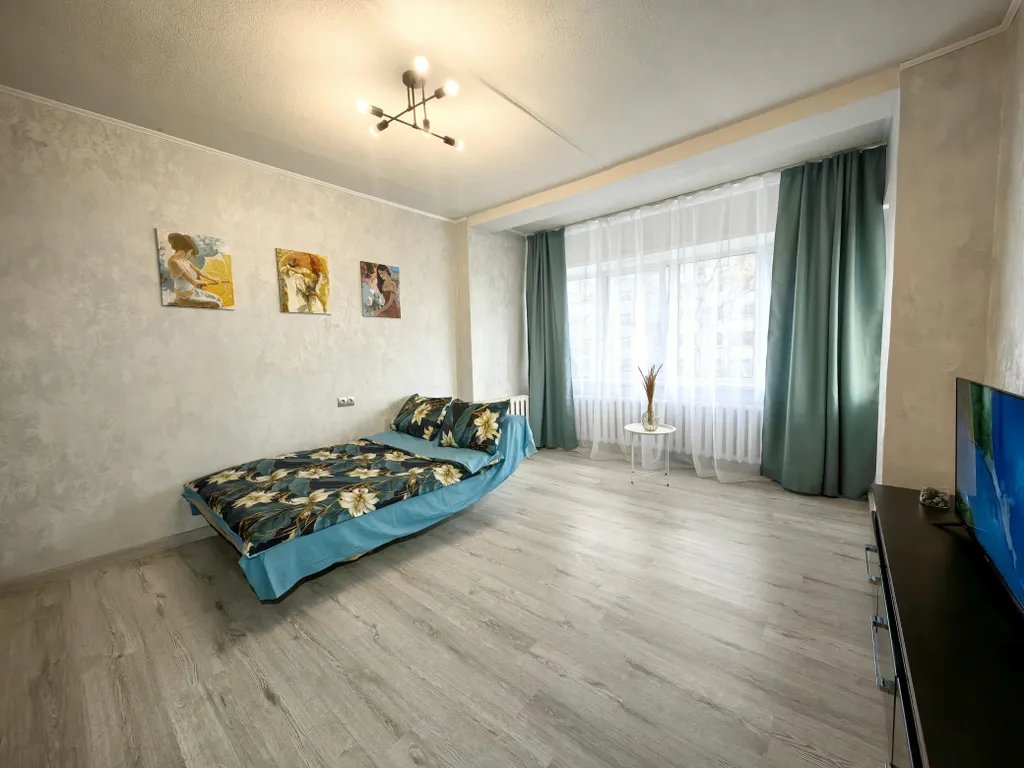 Максимум удобства в центре: 1-к квартира с легким доступом ко всему