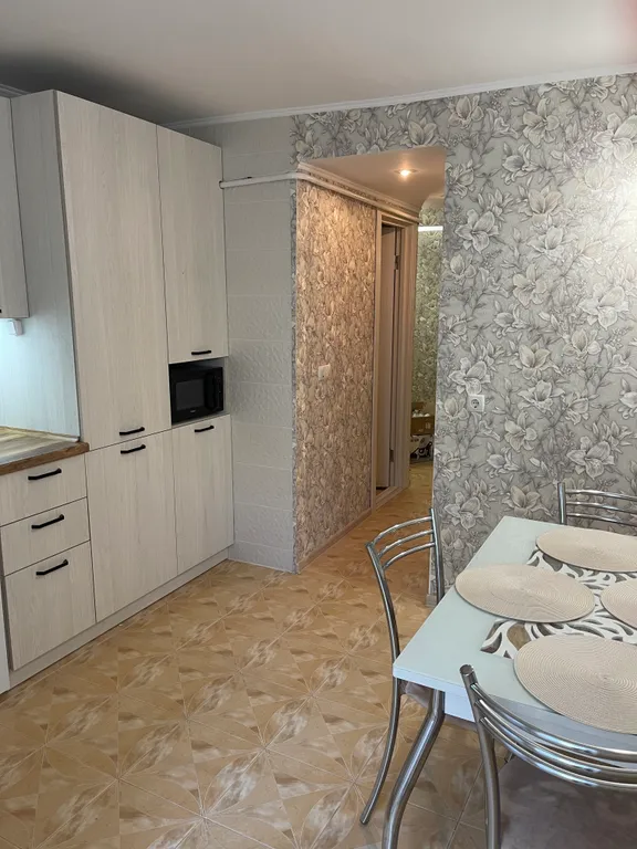 Уютная квартира вблизи Сакрополя и Набережной