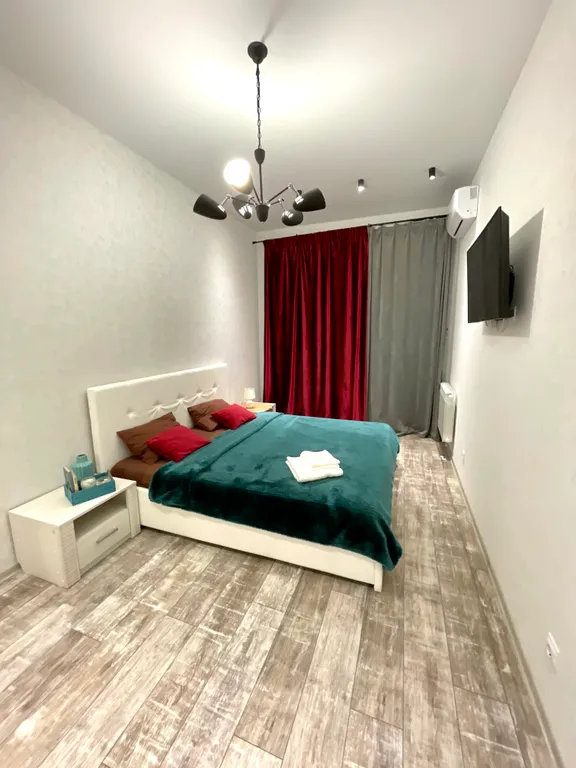 Премиум апартамент в доме бизнес класса центр