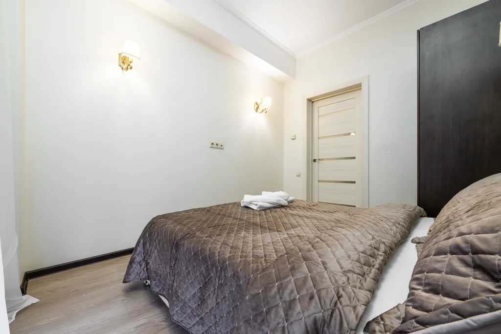 Классические апартаменты с двумя спальнями и ванной, 1 этаж