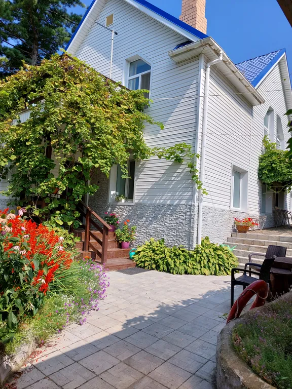 Уютный коттедж в пригородной зоне — аренда посуточно в Владивосток