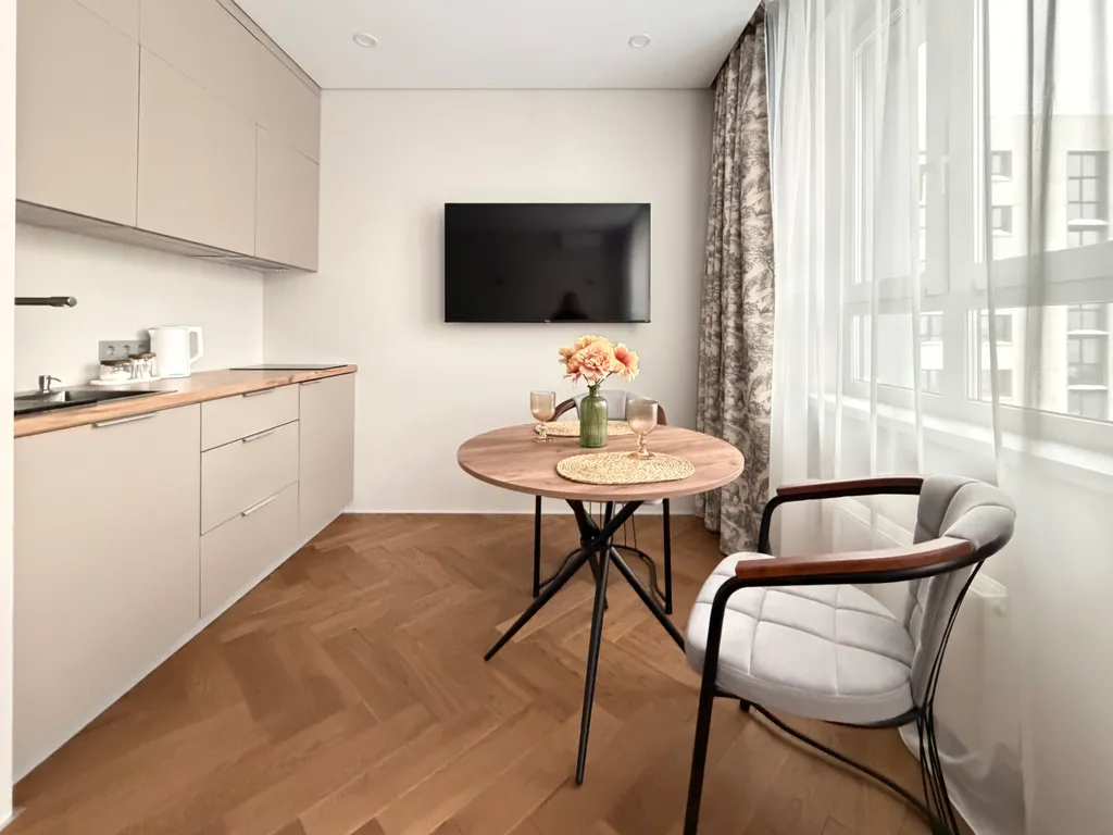 Студия возле озера Кабан