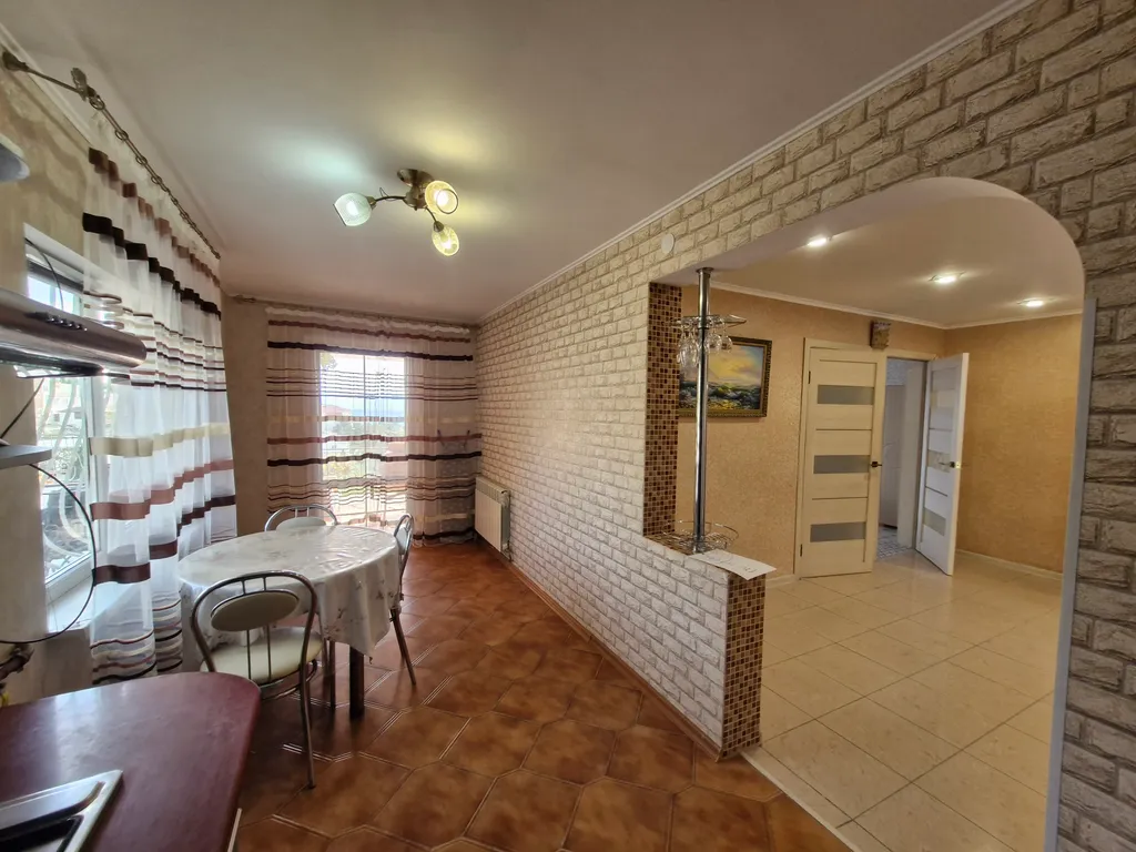 Видовой дом с видом на море и большим балконом