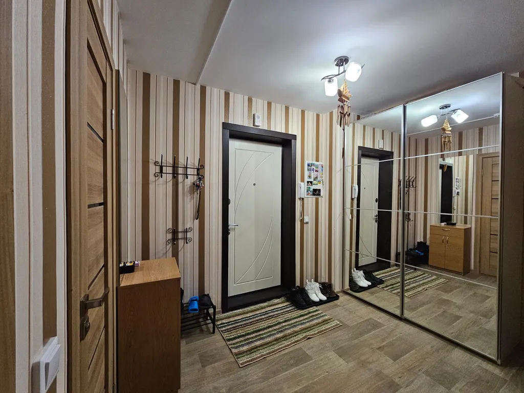 Квартира недалеко от центра, академии МВД Океанис, Мединститута, Швейцар парка