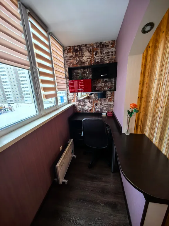 Хорошая студия возле Ауры