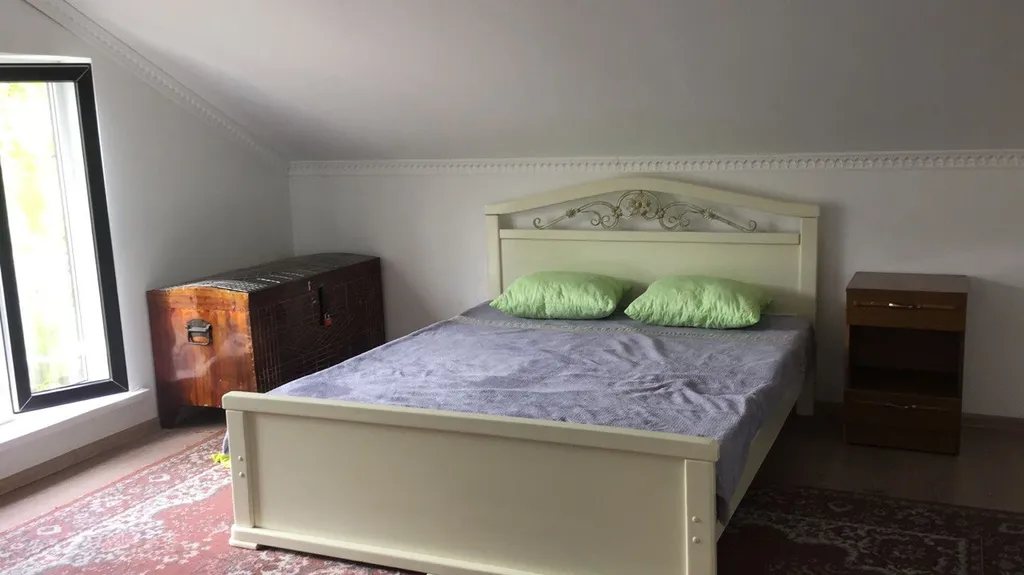 Большой уютный дом с видом на горы