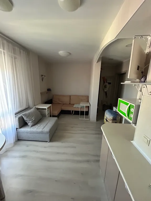 Студия с видом на море