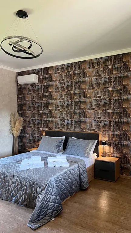 Дом в лесу с теплым бассейном и баней