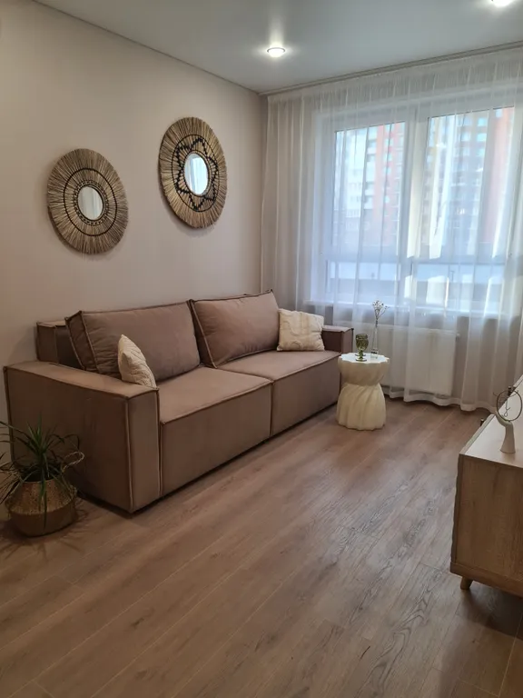 Инстаграмная евродвушка рядом с зоопарком