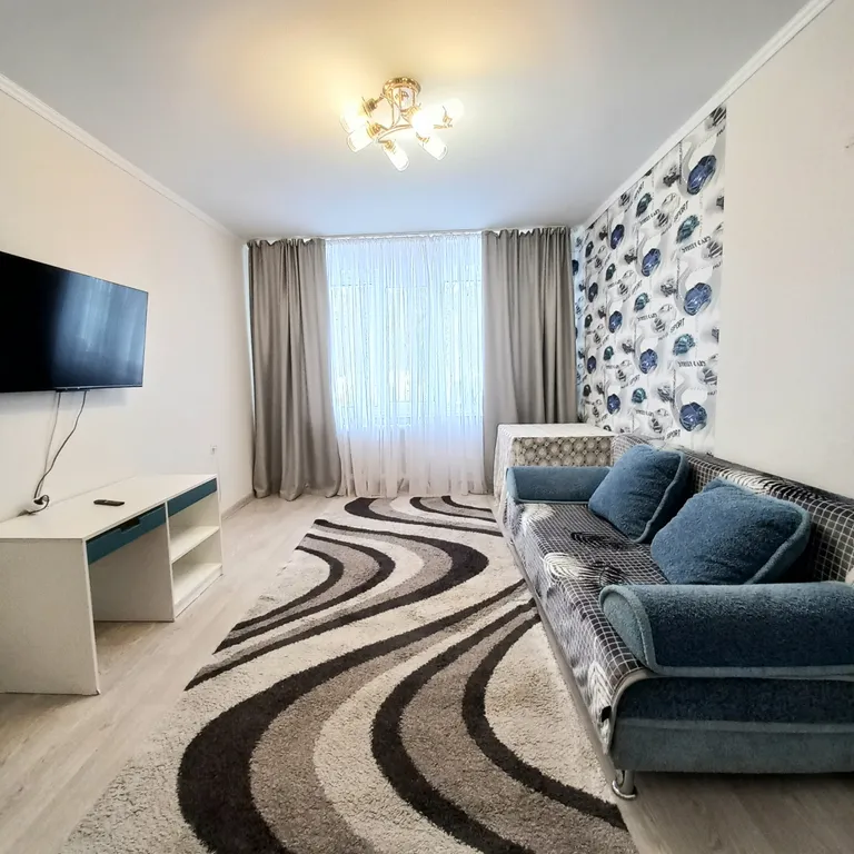 Уютная 2х комнатная вартира на Центре посуточно