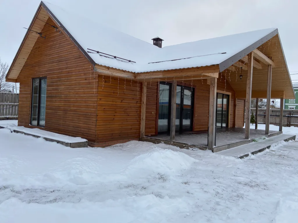 Уютный дом в черте города