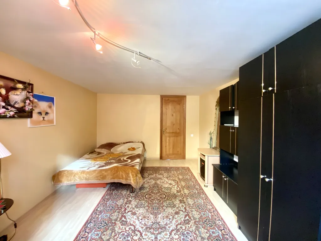 Дом в центре с видом на море