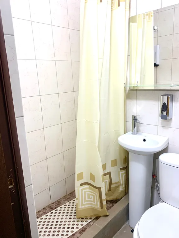 Уютная  квартира в тихом районе 5 мин до метро