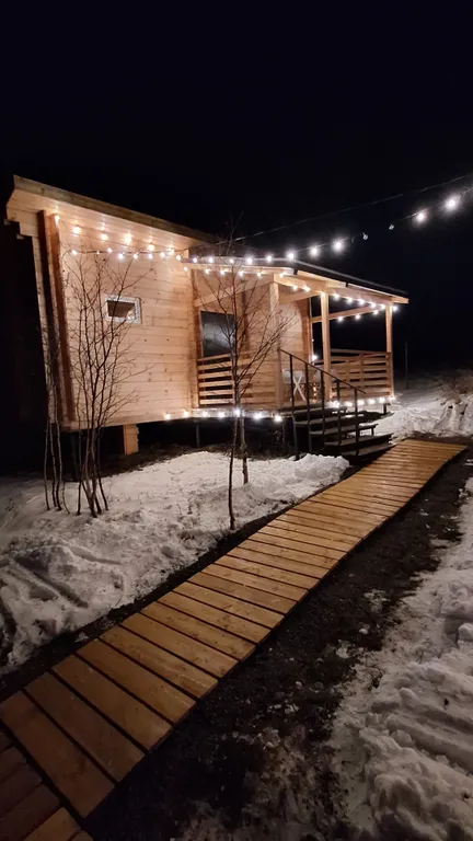 Дома для отдыха "Ипиней" С видами на домашние вулканы, город, бухту