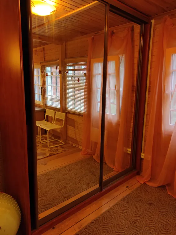 Домик на озере