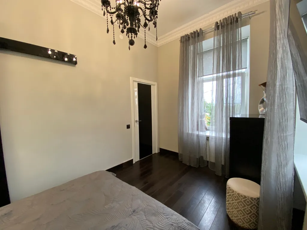 Дизайнерская квартира в центре с видом на храм