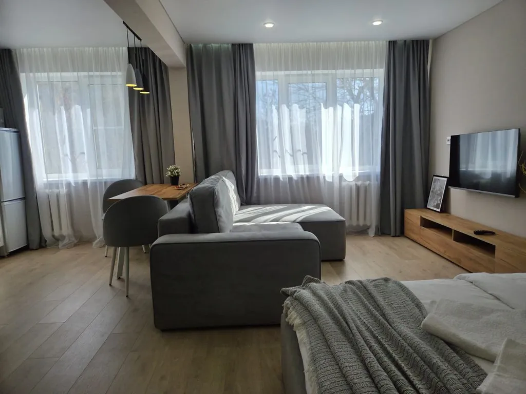 Новая стильная квартира-сттудия в центре, рядом с вокзалом