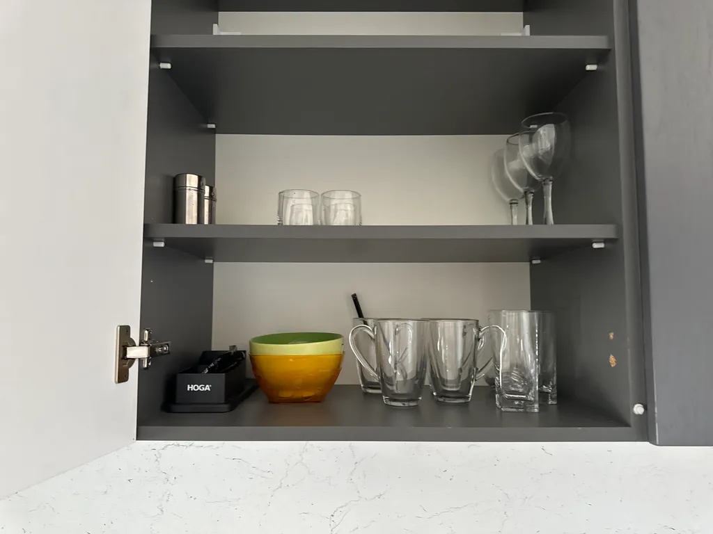 Уютная, благоустроенная квартира, в новом доме с видом на море и горы