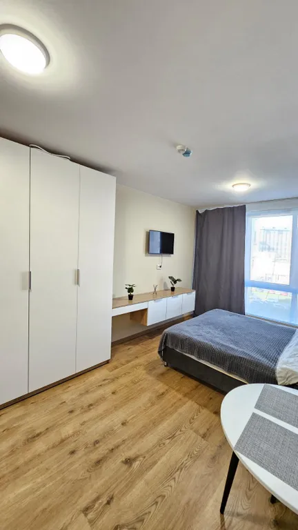 Студия у метро Парнас