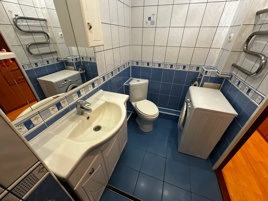 Уютная квартира возле ТЦ и НКИ