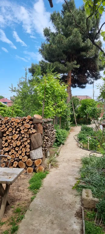 Коттедж Дом с мангальной зоной и красивым садом — Избербаш