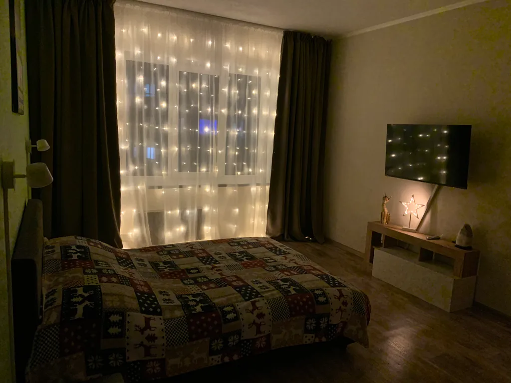 Уютная квартира в благоустроенном районе — аренда посуточно в Родина