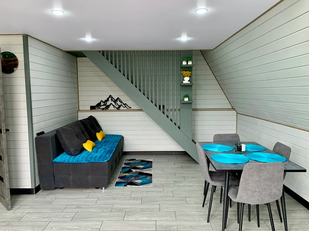 Отдельный домик а-фрейм с бассейном и видом на горы