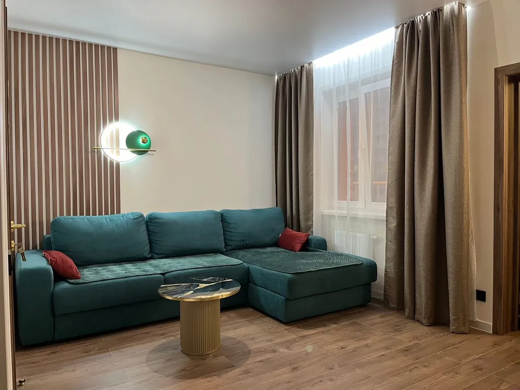 President lux с камином- однокомнатные апартаменты в центре города