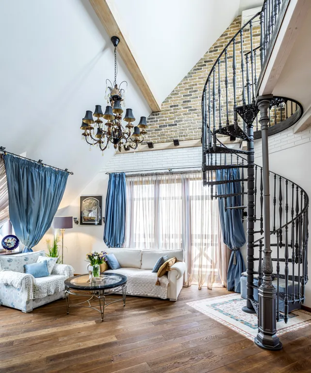 Трехкомнатная VIP квартира "Балтика" 
в центре|6 гостей , мансарда