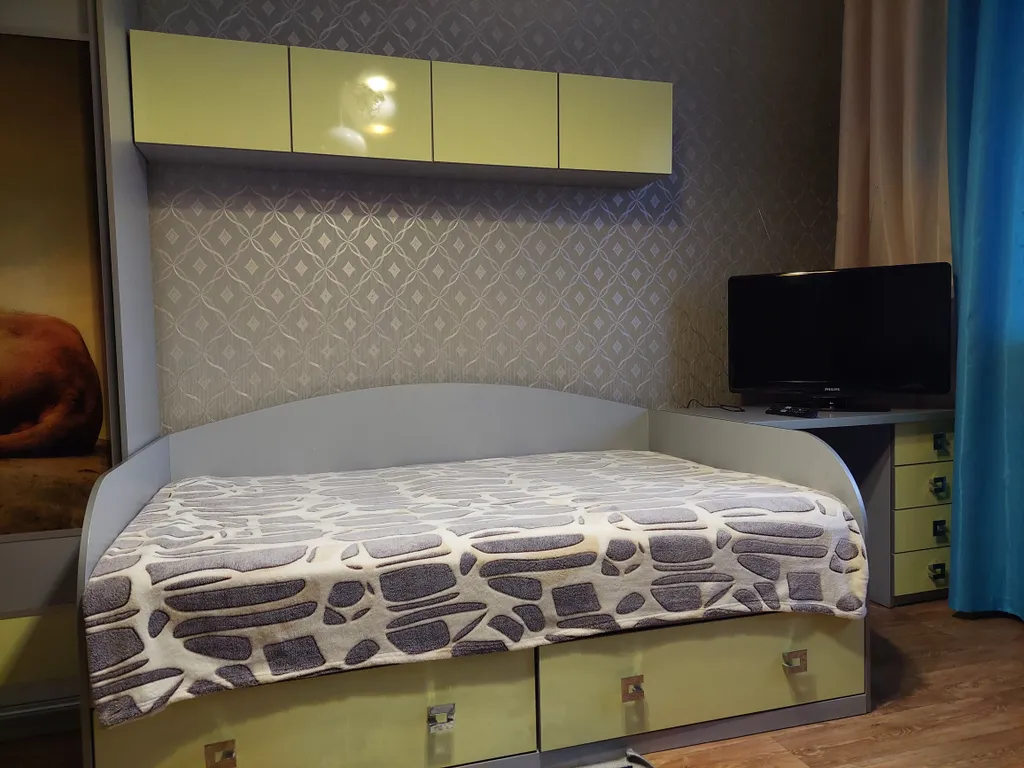 В пешей доступности от монастыря