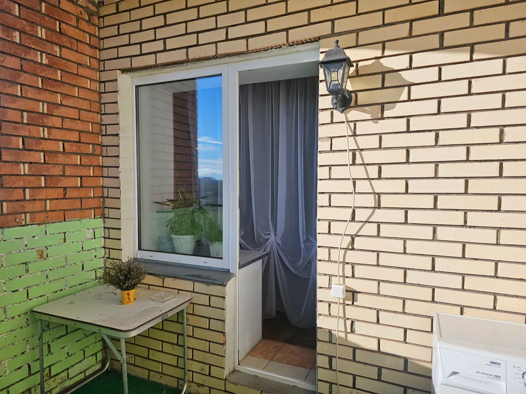 Большая просторная квартира с двумя балконами.