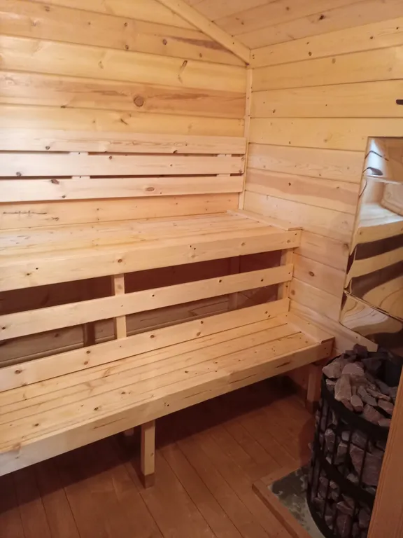 Дом у леса недалеко от песчаного пляжа