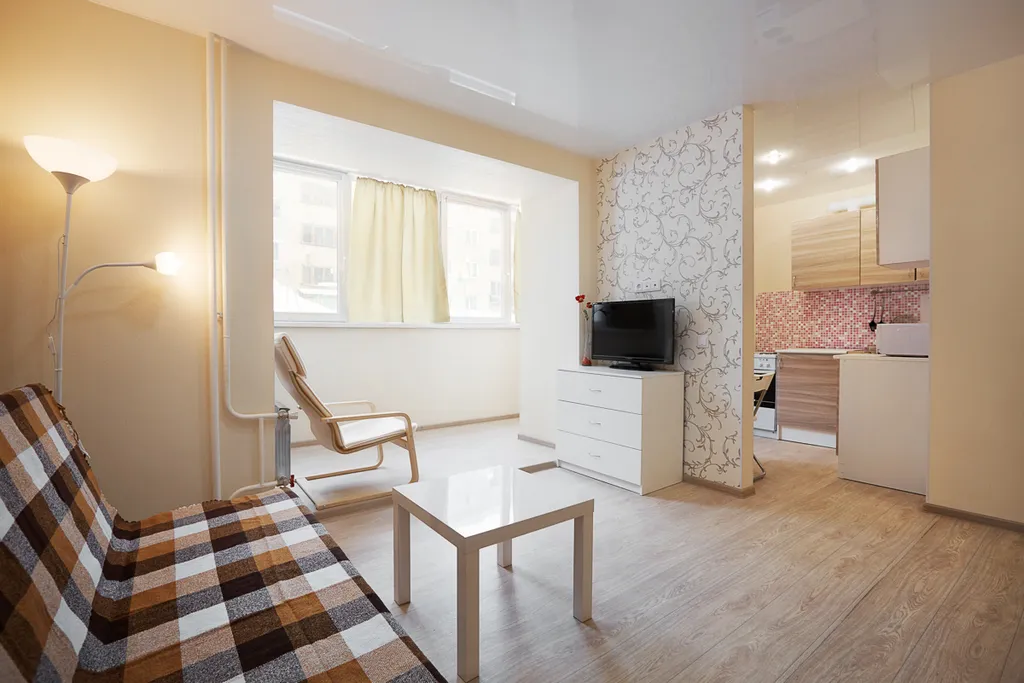 Светлая квартира рядом с НИИ онкологии