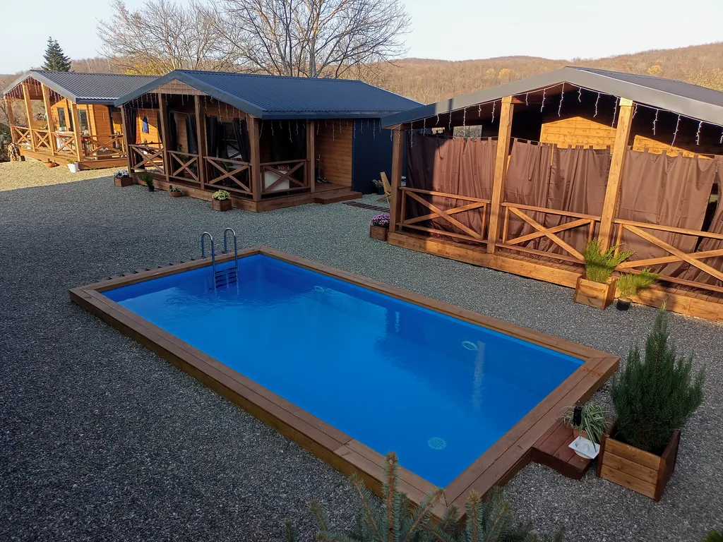 Домик с видом на горы