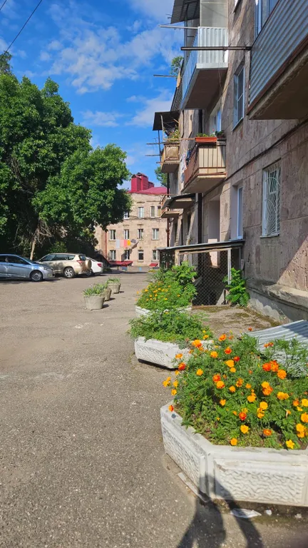 Квартира с новым ремонтом в центре города