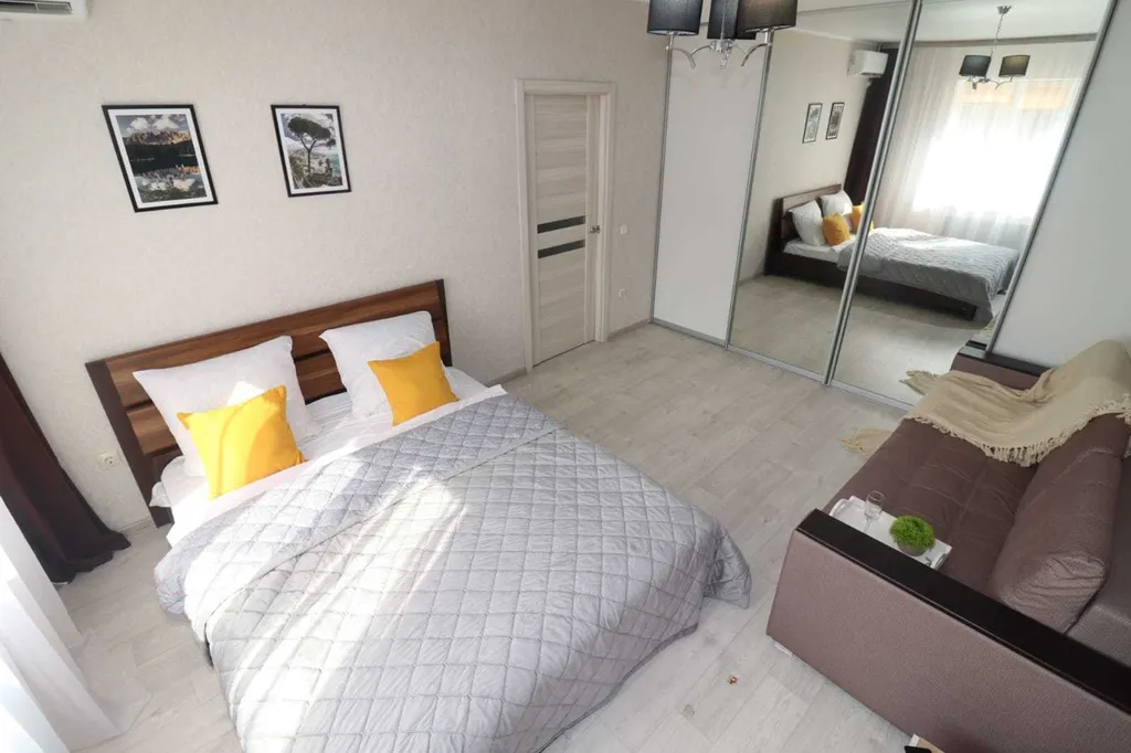 Уютная квартира на Савушкина (Уютный Дом)